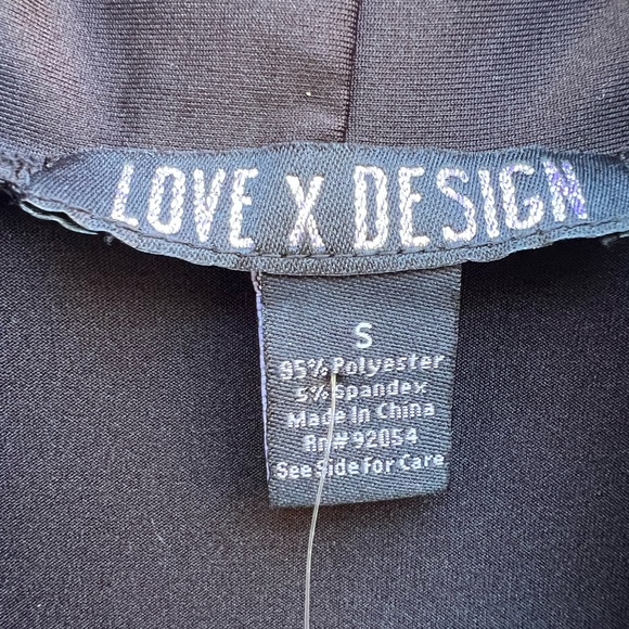 LOVE X DESIGN Prescott Black Sleeveless Fit Flare Belted Wrap Dress Small NWT - Picture 3 of 9